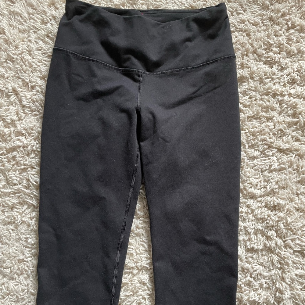 VSX Sport Black Capri Leggings Size XS Activewear Inner Pocket - 27.